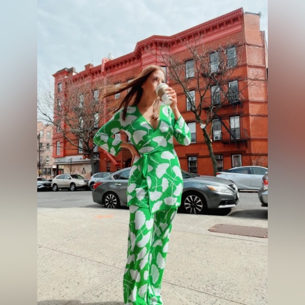 Diane Von Furstenberg X Target Knit Wrap Sweater + matching Green pants Set XXS